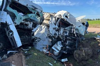 Nehoda na novém obchvatu Jaroměře, jeden řidič zemřel, škoda přes sedm milionů - Novinky